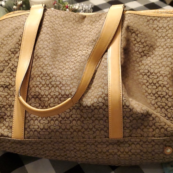 Coach Tote brown and tan no signs of use! - Picture 5 of 9